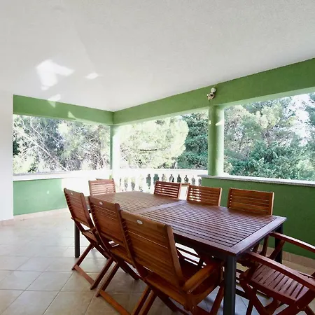 B88 - Palma スベティ・フィリップ・イ・ヤコブ