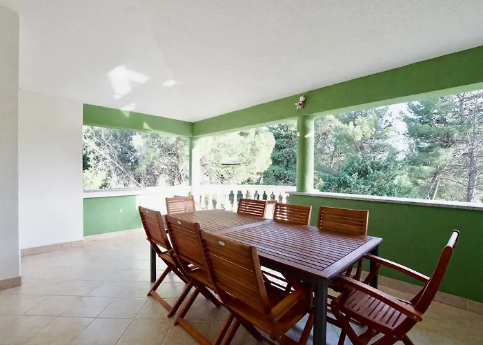 B88 - Palma Sveti Filip i Jakov