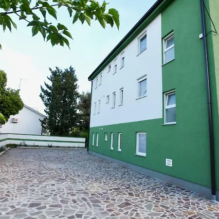 B88 - Palma Apartment Sveti Filip i Jakov