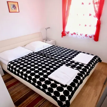 B88 - Palma Apartamento Sveti Filip i Jakov